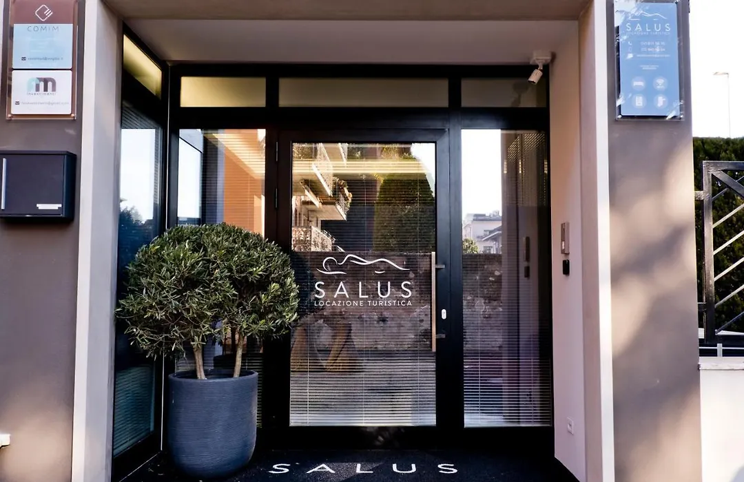 SALUS Locazione Turistica-1
